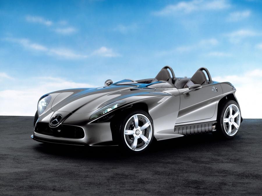  Mercedes-Benz F400 Carving Concept 2001 года  (фото 10 из 21)